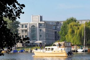 Отель Hotel am Schloß Köpenick by Golden Tulip  Берлин